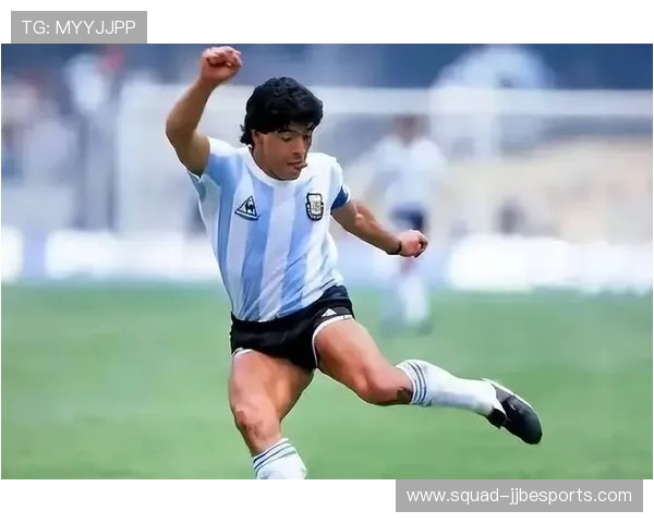 五月出生的足球传奇人物盘点：他们的成就与足坛影响力