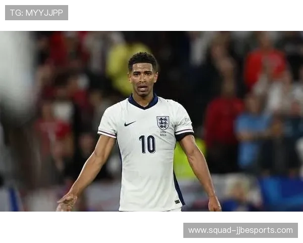 贝林厄姆：足球场上的新星崛起与未来无限可能