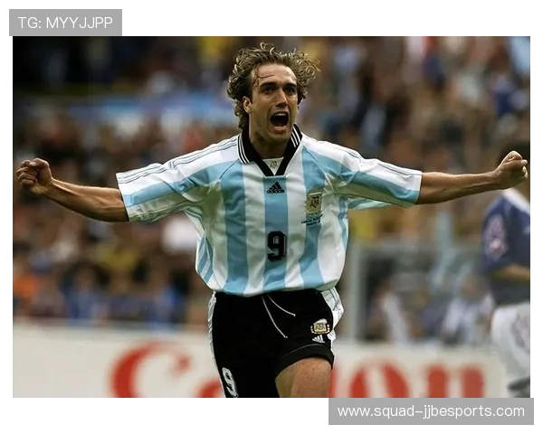 足球史上十大黑暗球星排名揭秘 他们背后的阴影与争议